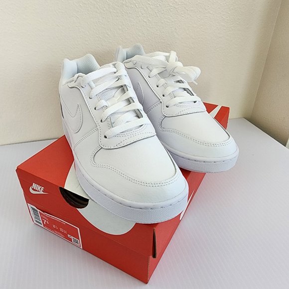 Nike Shoes - NEW! Women's Nike Ebernon Low Triple White / Size 7.5 / MAKE AN OFFER!